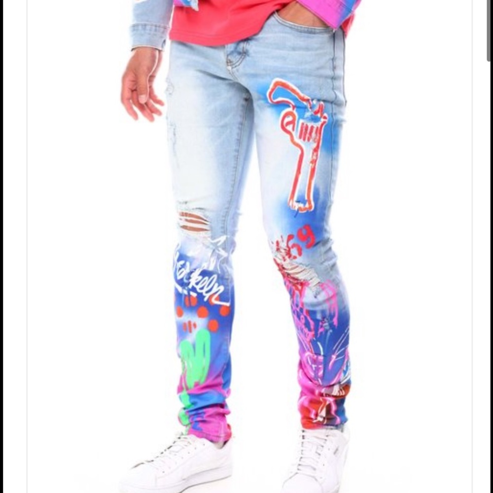 MaxKeen Binge Spray Jeans 🆕